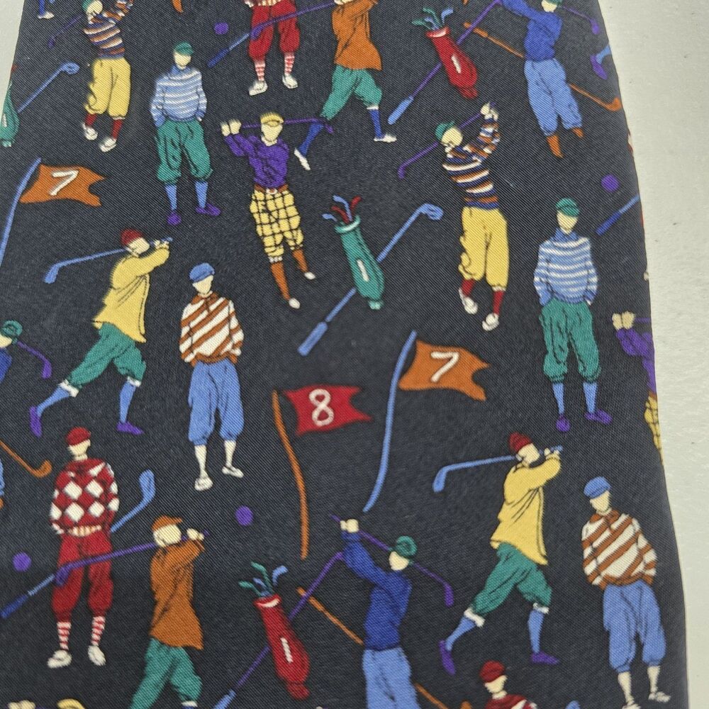 417 Van Heusen All Silk Men's Neck Tie Golfer Golf Navy Blue